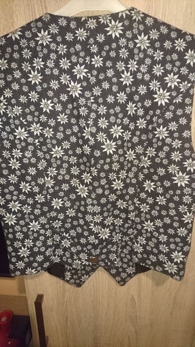 Дамско елече Hammerschmid