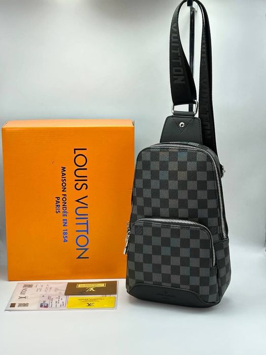 Стилна мъжка чанта