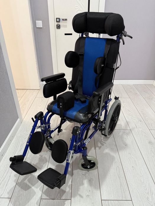 Продам коляску инвалидую