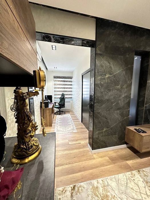 Мирабадский район ул.Ойбек шох мед, 4х комнатная квартира меблирована