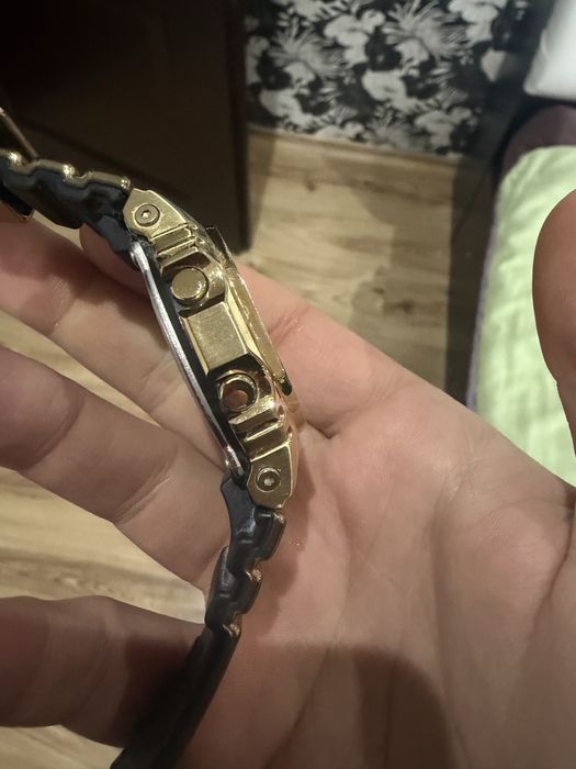 Casio g shock dm-5600