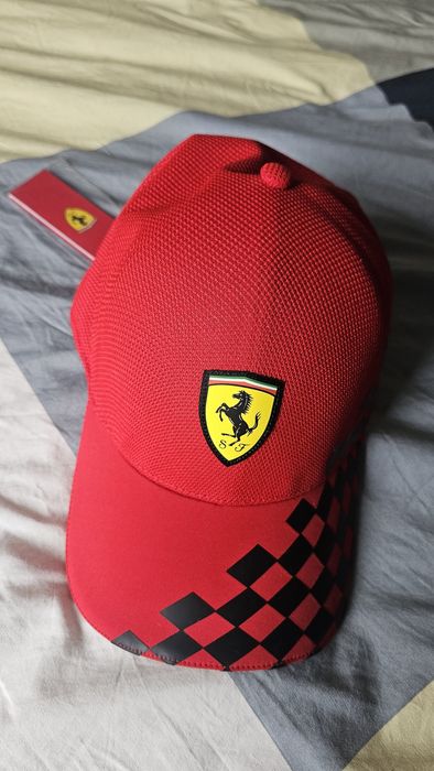 Șapcă originala Ferrari ediție limitată