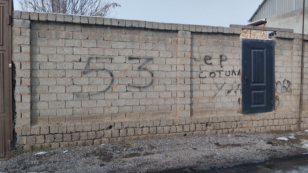 Yashnabod tumani olmos mahalasi dilnur 4 berkda yer sotiladi