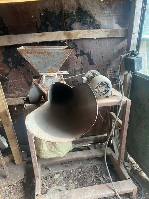 Електрическа трифазна фуражомелка