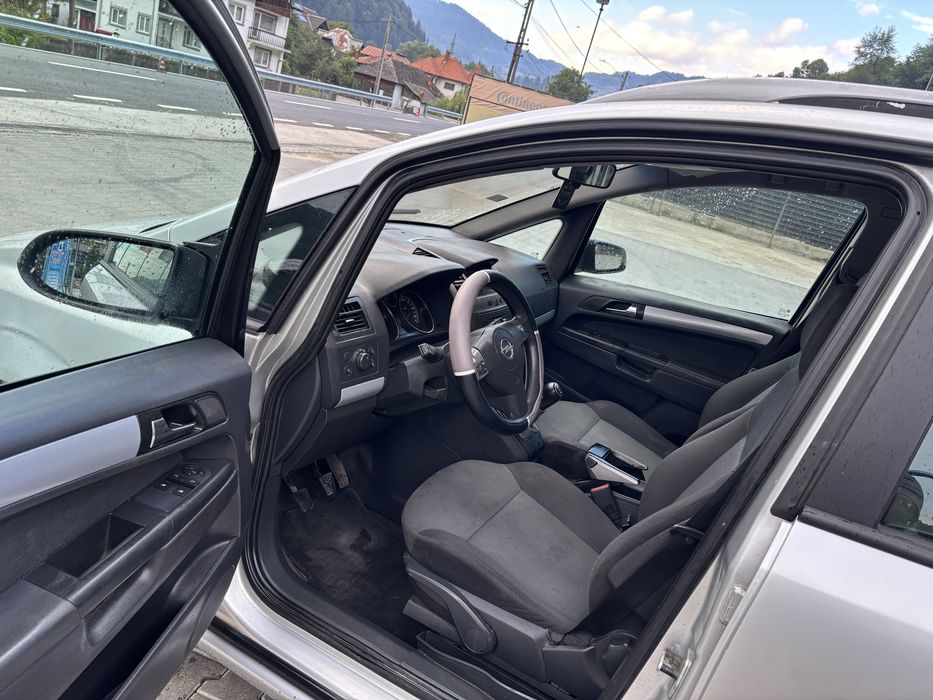 Opel zafira 1,9 diesel 7 locuri acte la zi