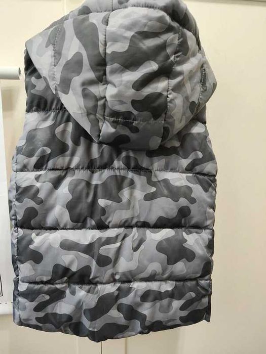 Vesta copii / băieți, mărimea 122 cm, 6-7 ani