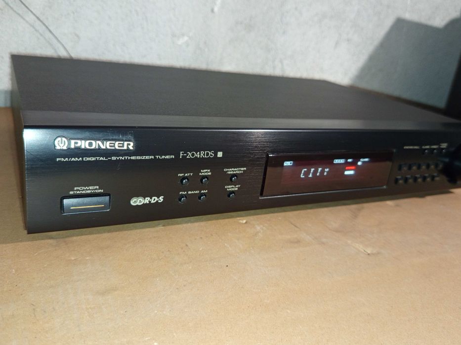 Цифров приемник Pioneer F-204RDS