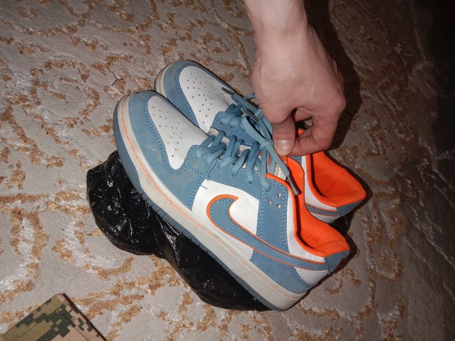 Срочно продам кросовки