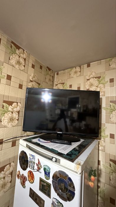 Продается телевизор SAMSUNG-32