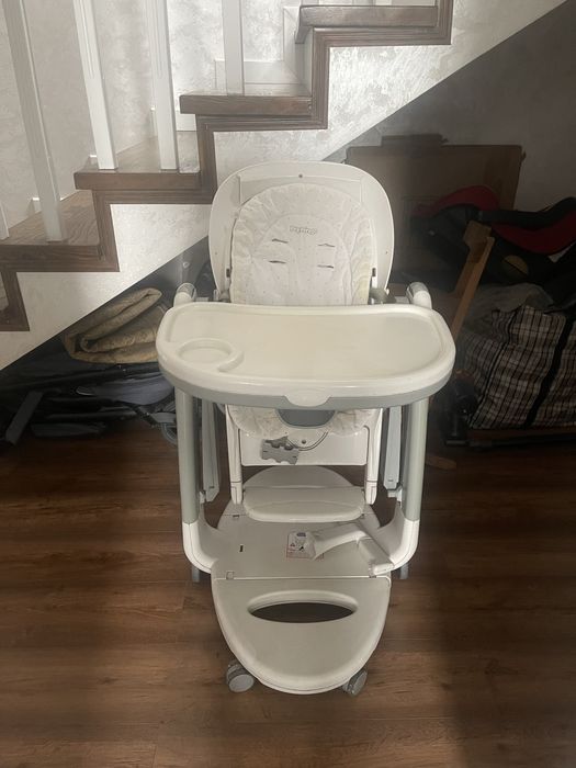 Детский стульчик  для кормления