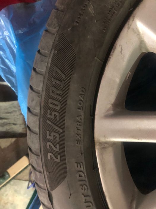 Диски с резиной 225/50/R17
