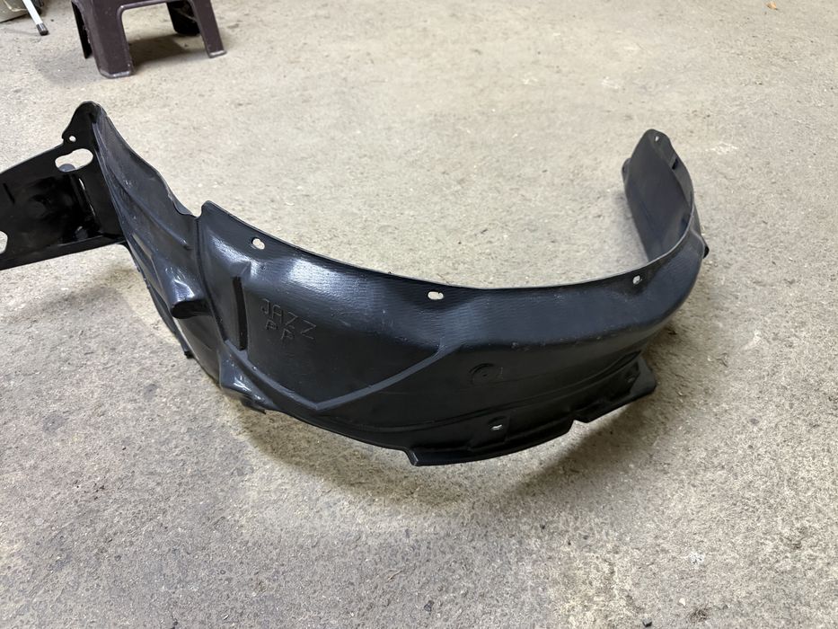 Десен подкалник за Хонда джаз