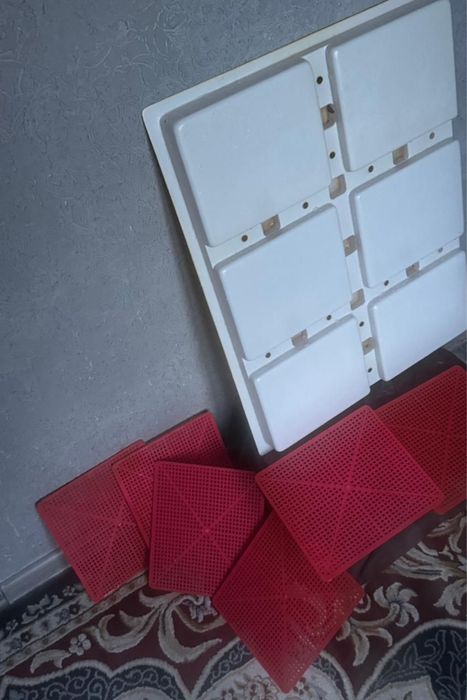 Инкубатор несушка 104яицо