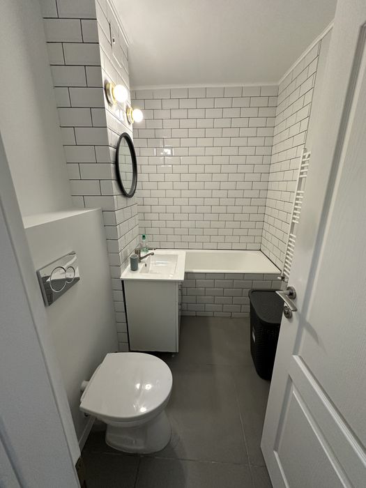 Apartament 4 camere de inchiriat