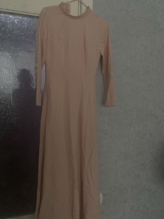 Вечерные платьее.