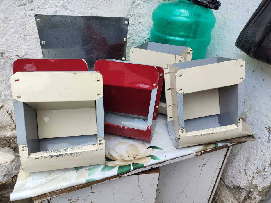 Кормушка для кроликов