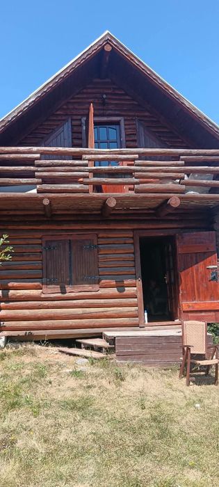 Casa din lemn rotund tratat 60mp cu relocare inclusa în preț