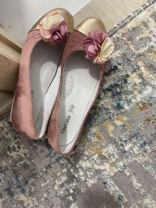 Туфли девочковые