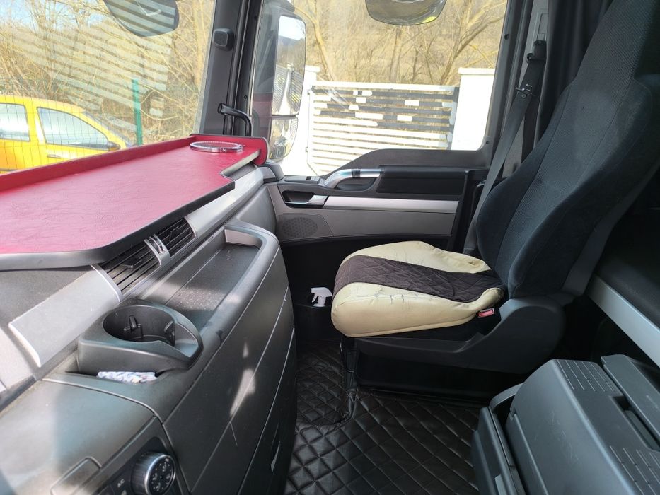 Vând camion MAN TGX 440