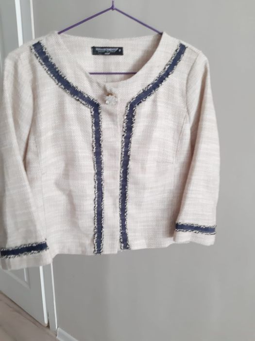 Продам разные пиджаки и блузки