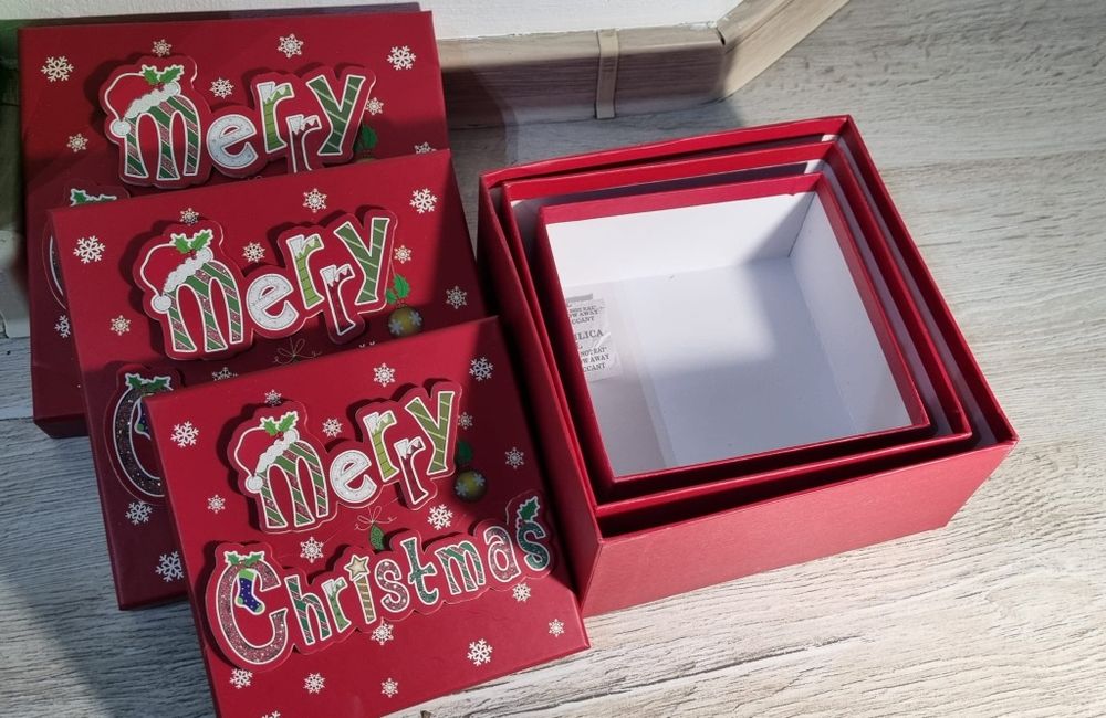 Cutii de cadou Merry Christmas 3 in 1 . Calitate superioara.