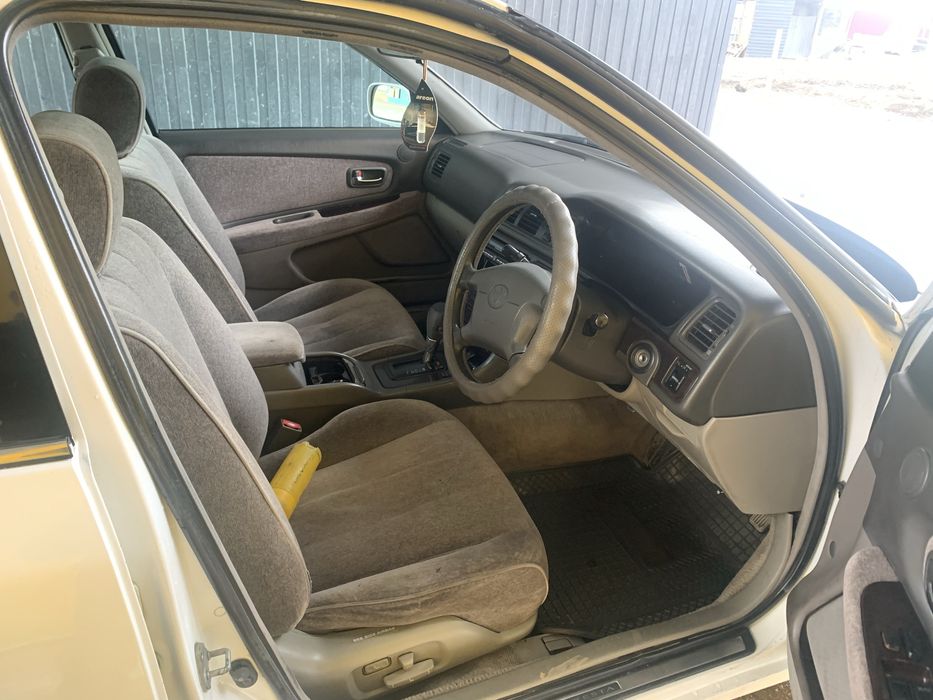 Продажа Toyota Cresta 100 2лит