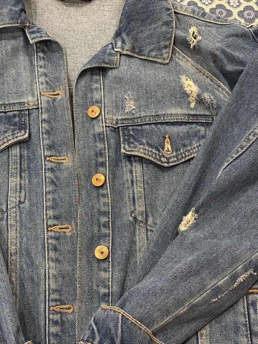 Продам джинсовую куртка