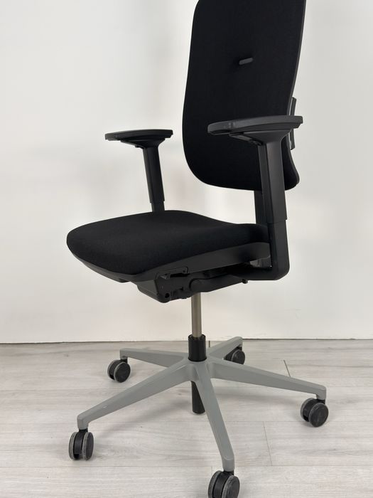 ергономичен офис стол Steelcase – Внос от Германия за дома и офиса