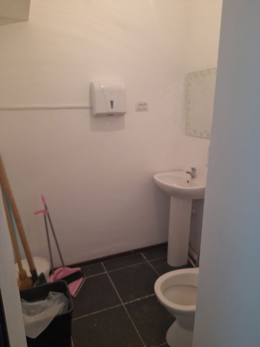 Продаётся комерческий помещение!