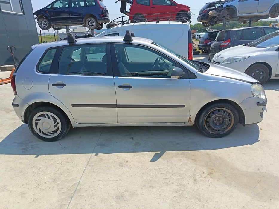 Volkswagen Polo (9N) [Fabr 2001-2008]