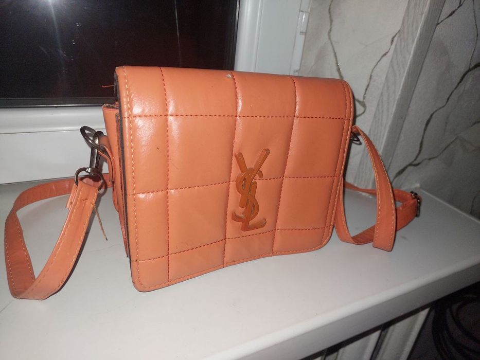 Сумочки  разные жен