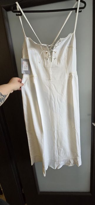 Продавам дамски дрехи на едро