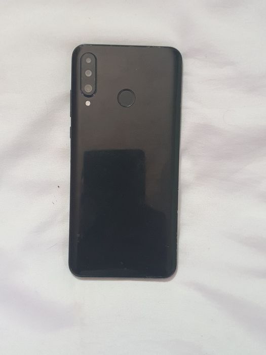 Huawei P30 lite.