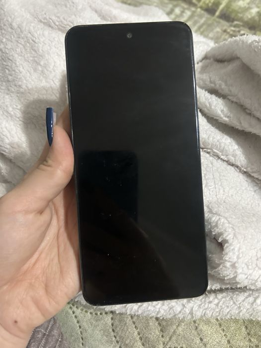 Телефон Vivo y28 зеленый