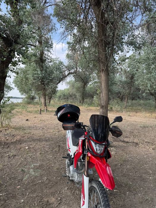 Мотоцыкл Yaqi 250cc