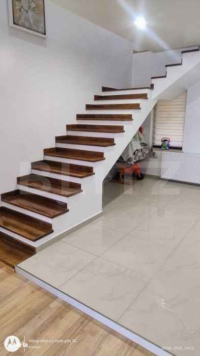 Casa spatioasa P+M, 4 dormitoare, living open-space – zona linistita