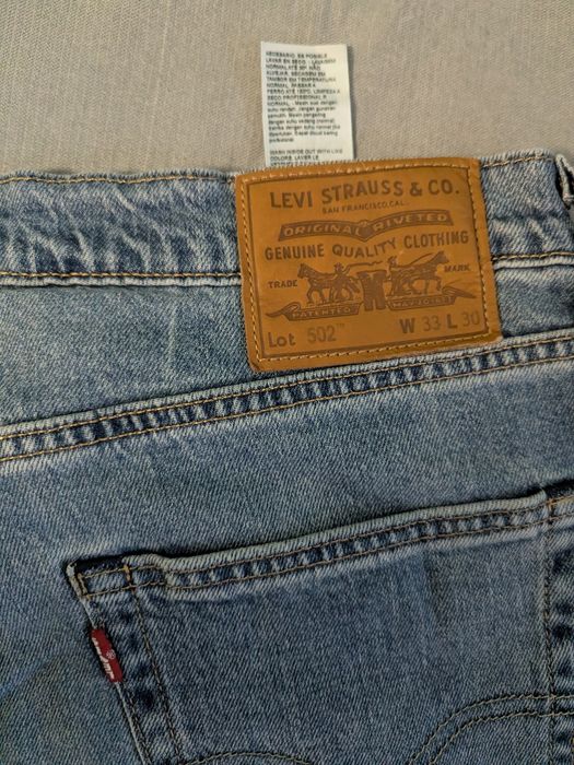 Levi's 502 slim, W33 L30