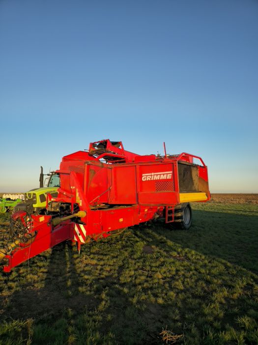 Картофелеуборочный комбайн