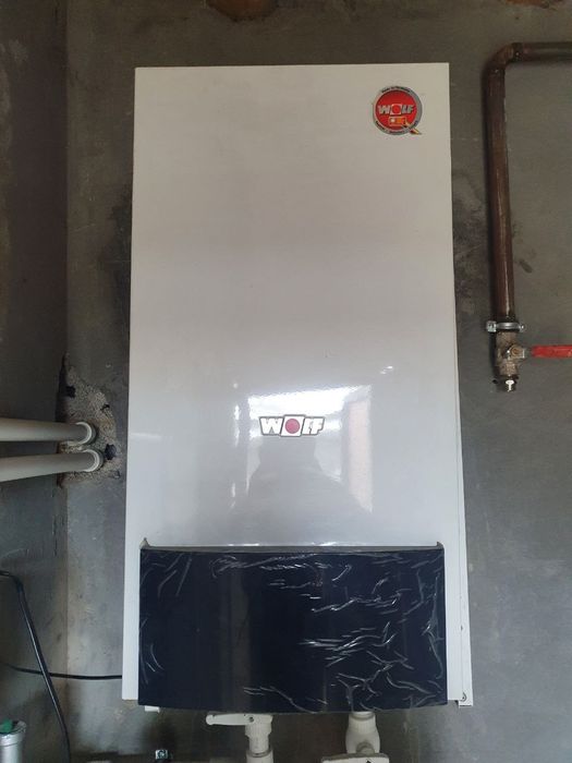 Котел Продается Двухконтурние котел 240кв неметский