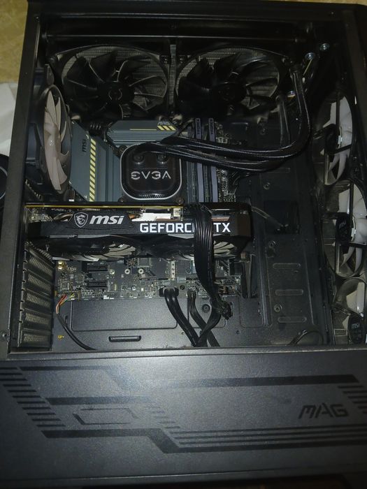 Геймърска компютърна система без storage