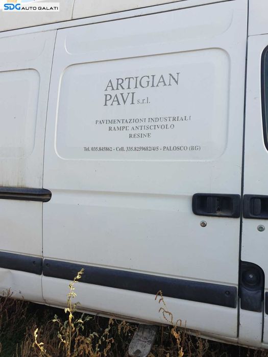 Bandou Ornament Plastic de pe Usa Portiera Dreapta Laterala Culisanta Nissan Interstar 2003 - 2010 Cod bdpdlcsdgbrm1