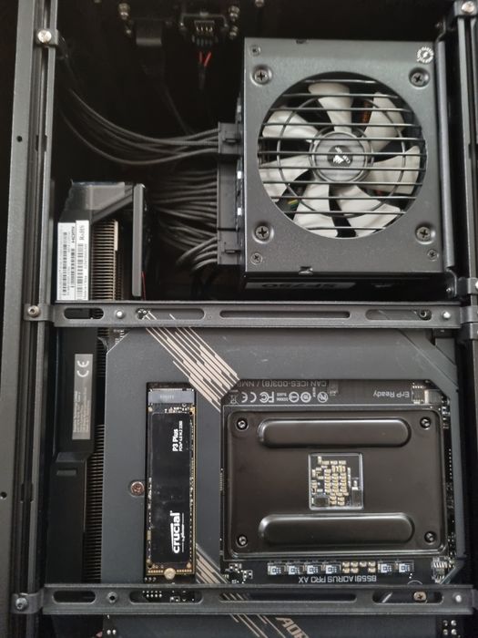 Sistem PC Gaming ITX  Ryzen 7 5700x RX 6600 XT 32GB RAM