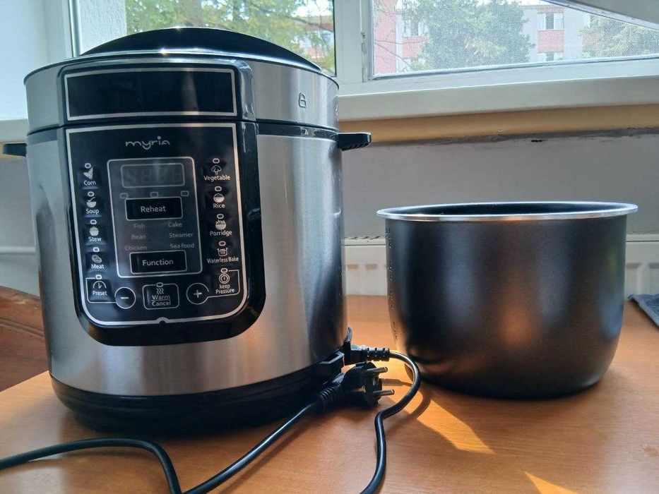 Multicooker MYRIA MY4450, 6l, 1000W, 14 programe, argintiu-negru