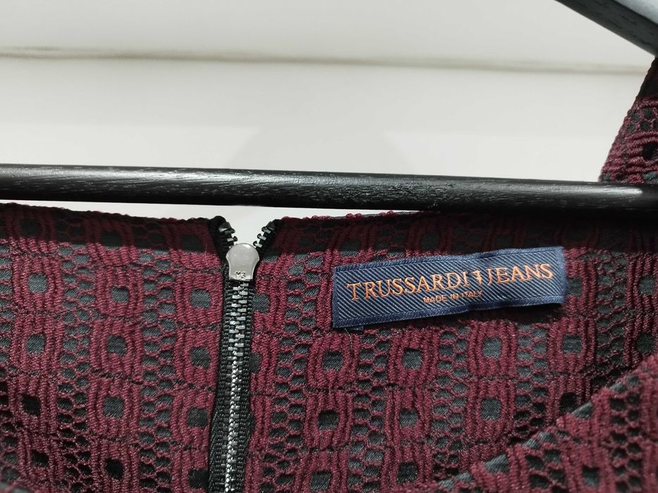 Елегантна рокля Trussardi jeans