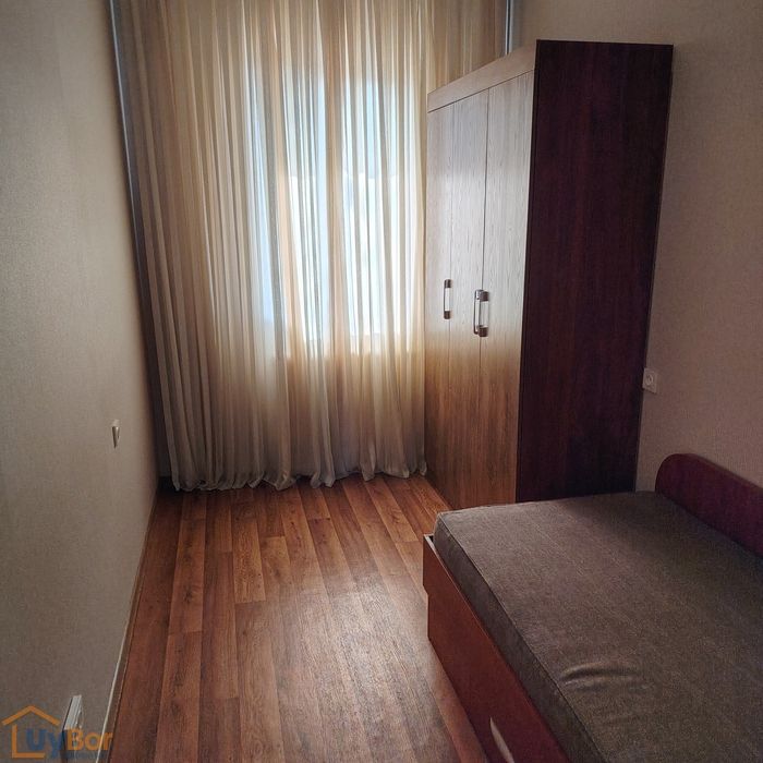 Продаю свою (без посредников) 3/8/9 на М. Риезий