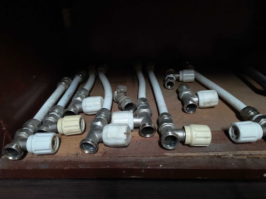 Радиатори и кранчета за парно