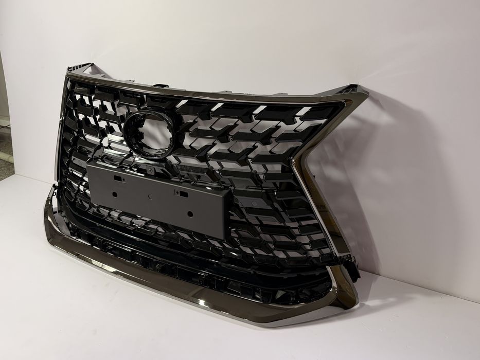 решетка радиатора heritage black vision на lexus 570