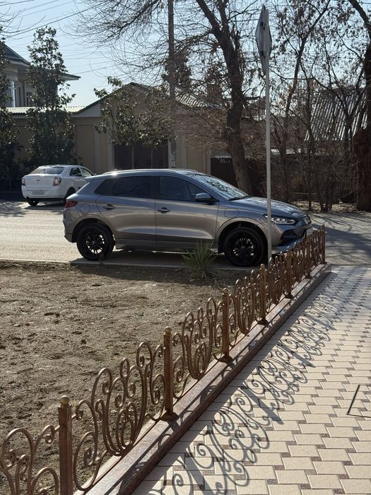 BYD E2 luxuary 2025 ideal