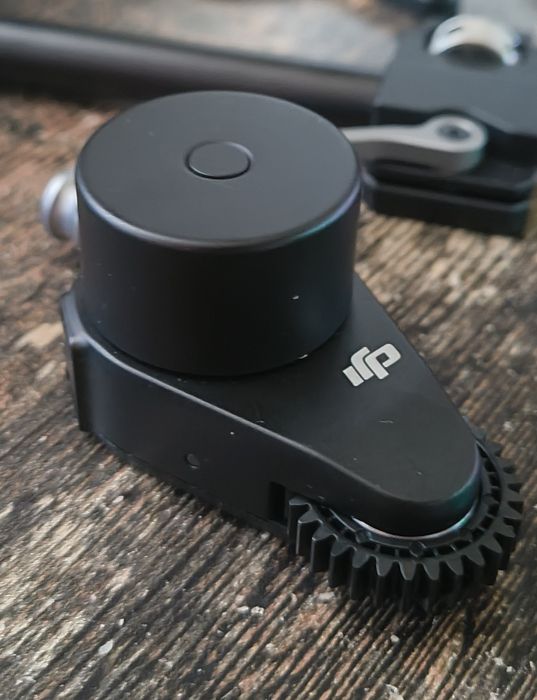 DJI RS Focus Motor (2022) – aproape nou
