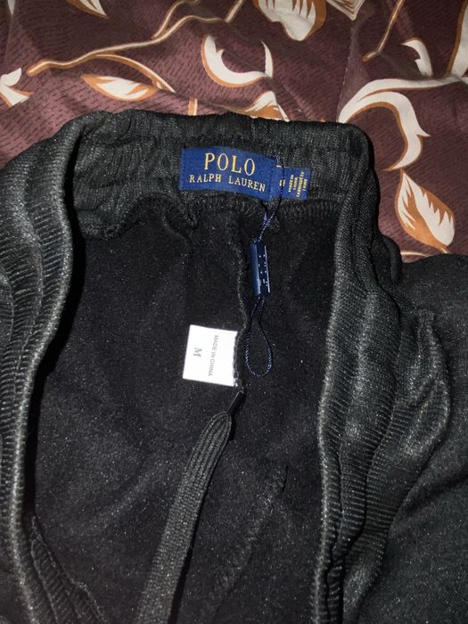 Pantaloni polo negriii